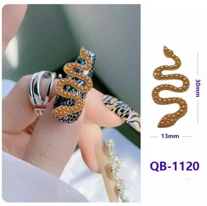 3-D Snake Nail Gems