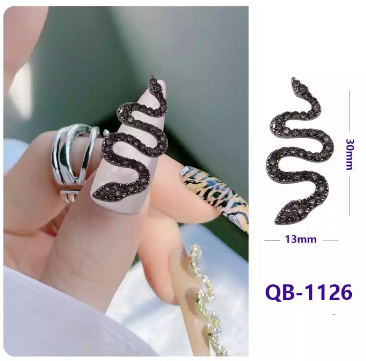 3-D Snake Nail Gems