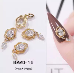 High Quality Zircon Diamond Ring Nail Charm