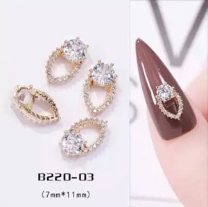 High Quality Zircon Diamond Ring Nail Charm