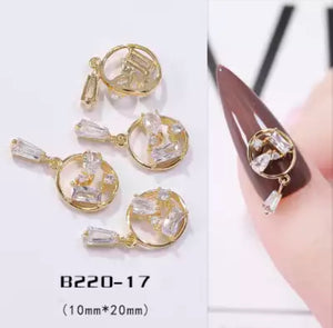 High Quality Zircon Diamond Ring Nail Charm